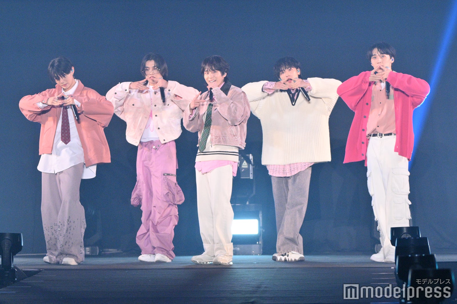 WILD BLUE（C）モデルプレス