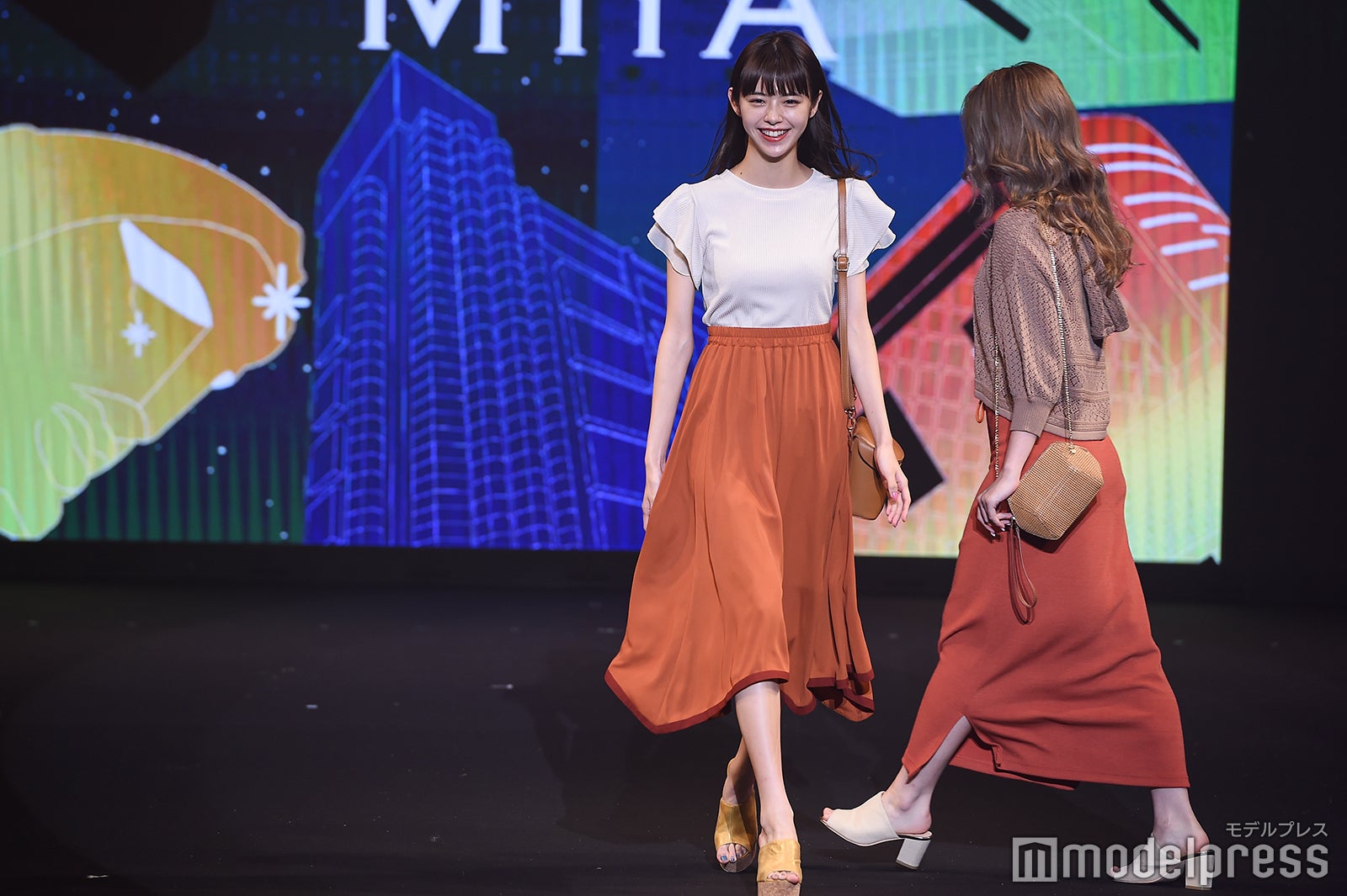 （C）モデルプレス