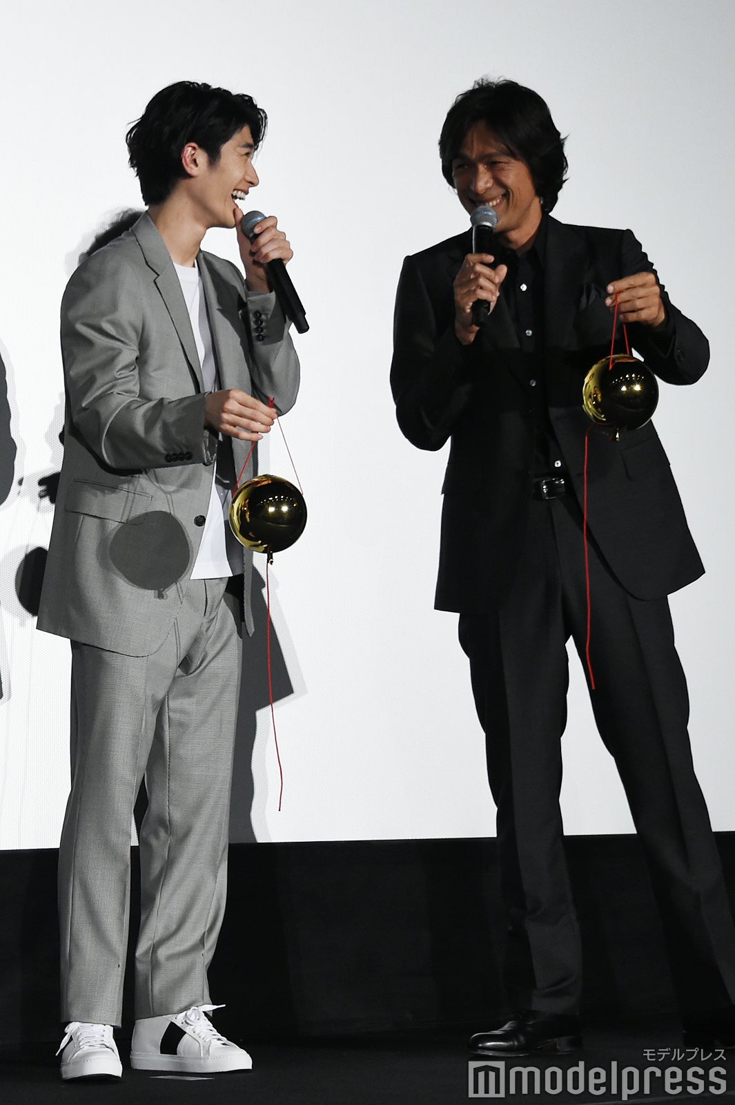 三浦春馬、江口洋介 （C）モデルプレス