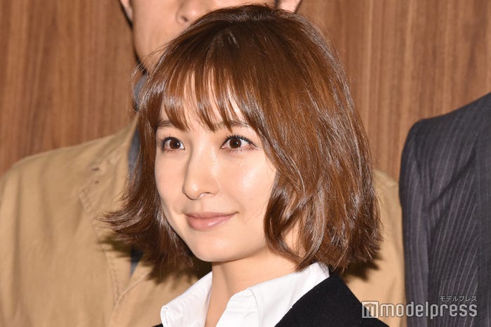 篠田麻里子(C)モデルプレス