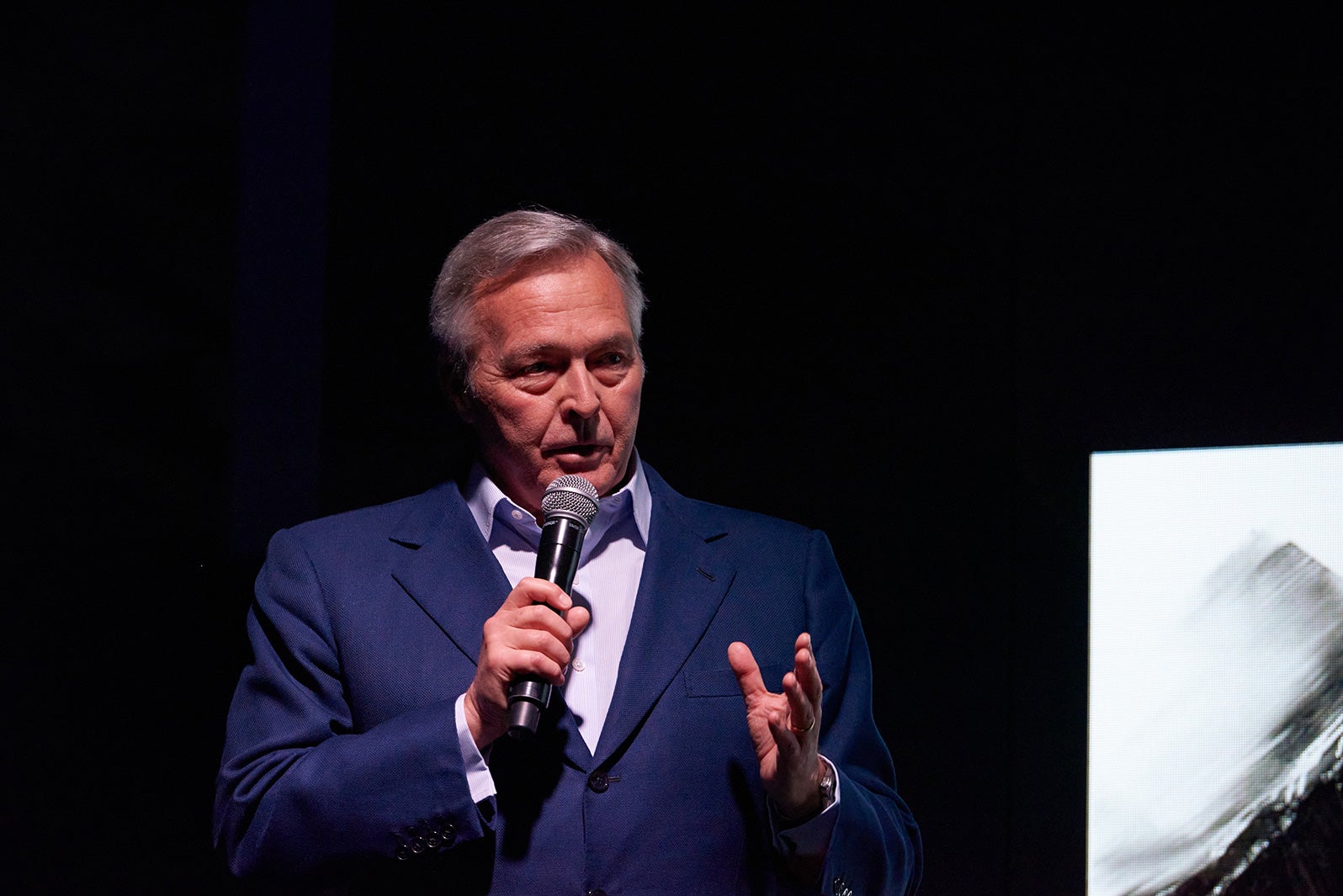 カール-フリードリッヒ・ショイフレ（提供写真）