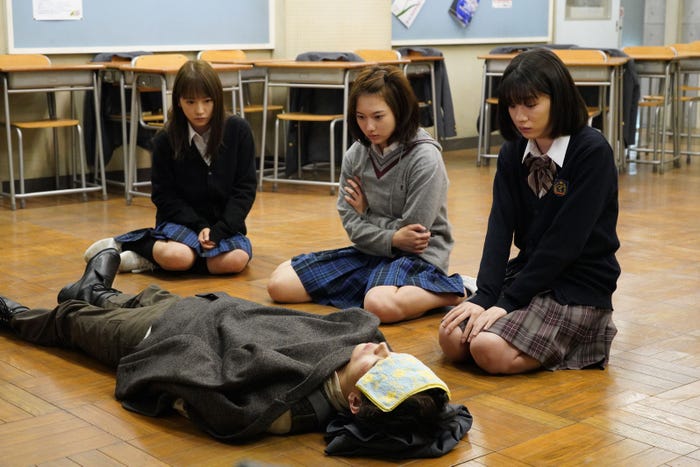 菅田将暉・川栄李奈・搗宮姫奈・永野芽郁/「3年A組 ―今から皆さんは、人質です―」第5話より(C)日本テレビ