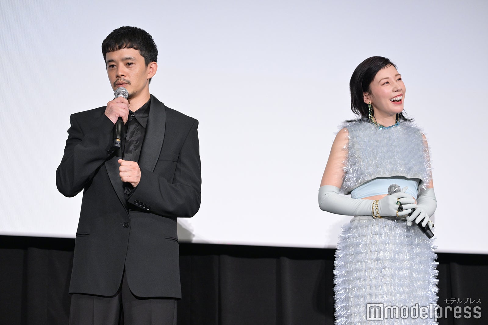 池松壮亮、仲里依紗（C）モデルプレス