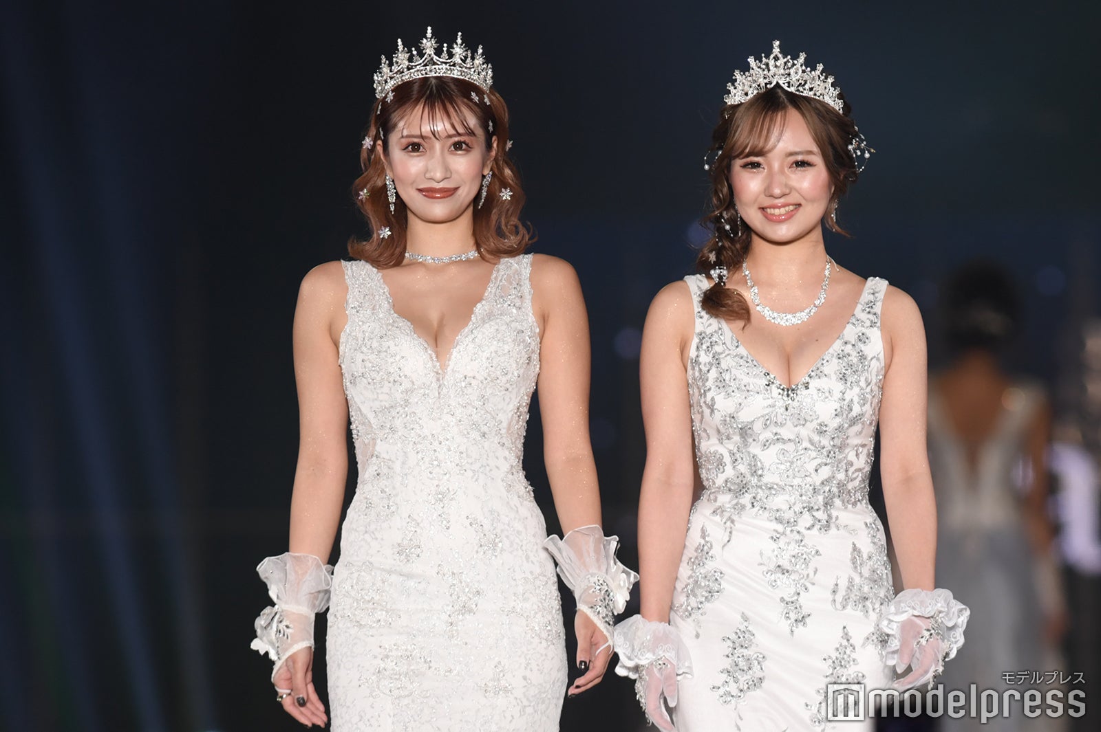 （C）モデルプレス