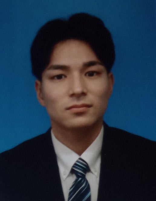 クニサダトシヒロ