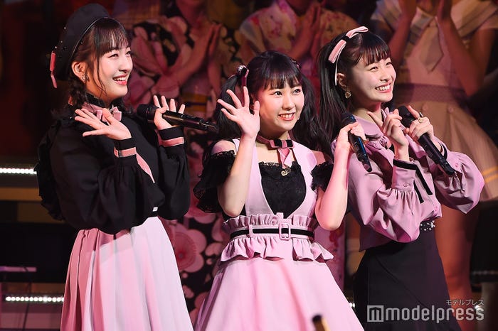 田島芽瑠、田中美久、松岡はな「AKB48グループリクエストアワー セットリストベスト100 2019」 (C)モデルプレス