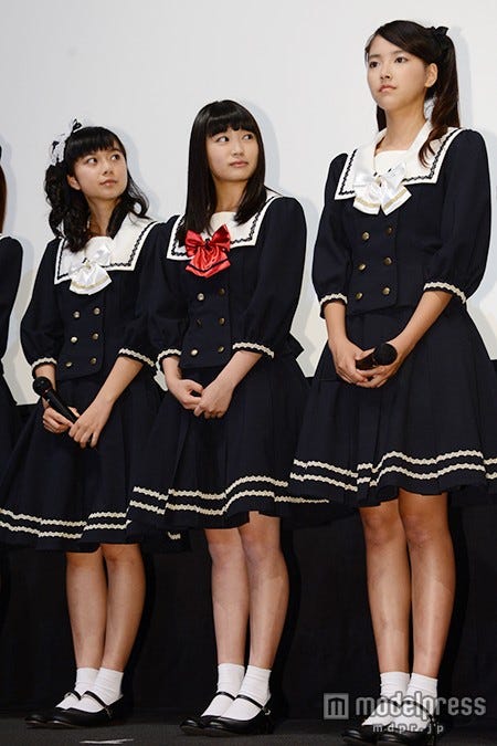 (左から)上白石萌歌、柏木ひなた、竹富聖花