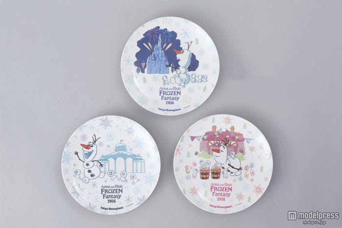 ミニプレートセット¥1,400(C)Disney