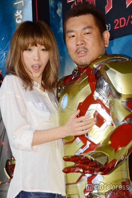 木下優樹菜(左)、夫の“フジモン”ことFUJIWARA・藤本敏史
