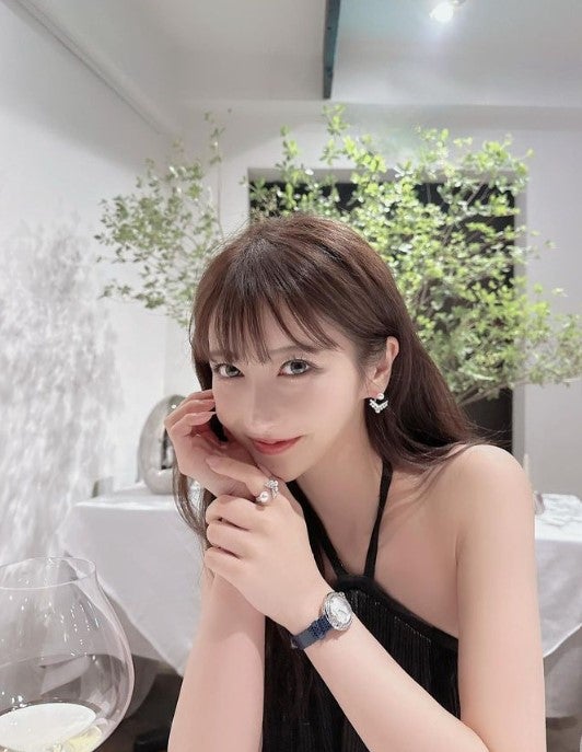 Rちゃん、豊胸手術決定を報告 過去には胸のシリコン除去も