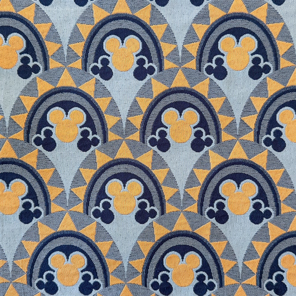 ベッドスロー ミッキー形デザイン 通常（C）Disney