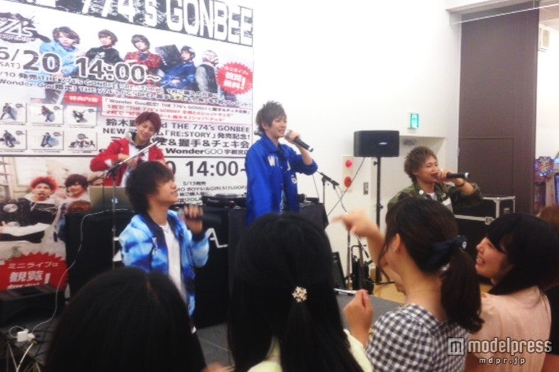 ZOLA／ライブパフォーマンス