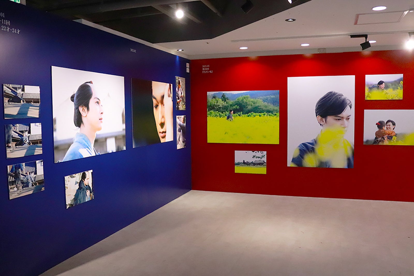 寫眞展内部の写真：寫眞集『青天の栄一』写真コーナー （提供写真）