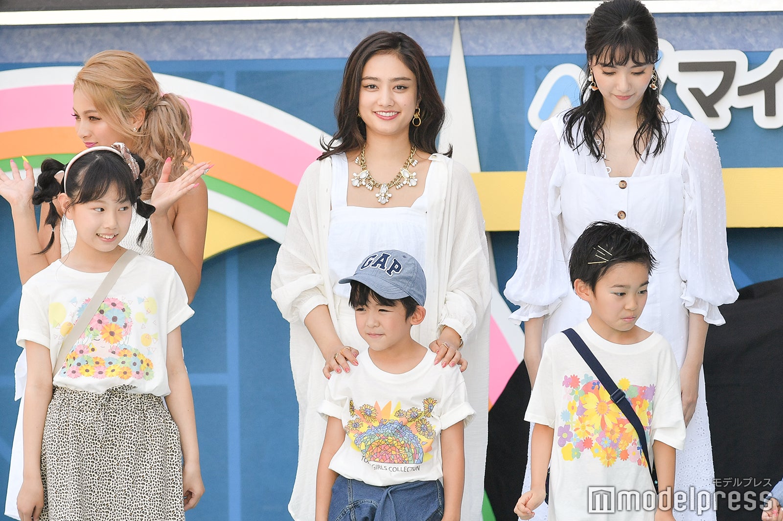 （左から）ゆきぽよ、谷まりあ、新川優愛 （C）モデルプレス