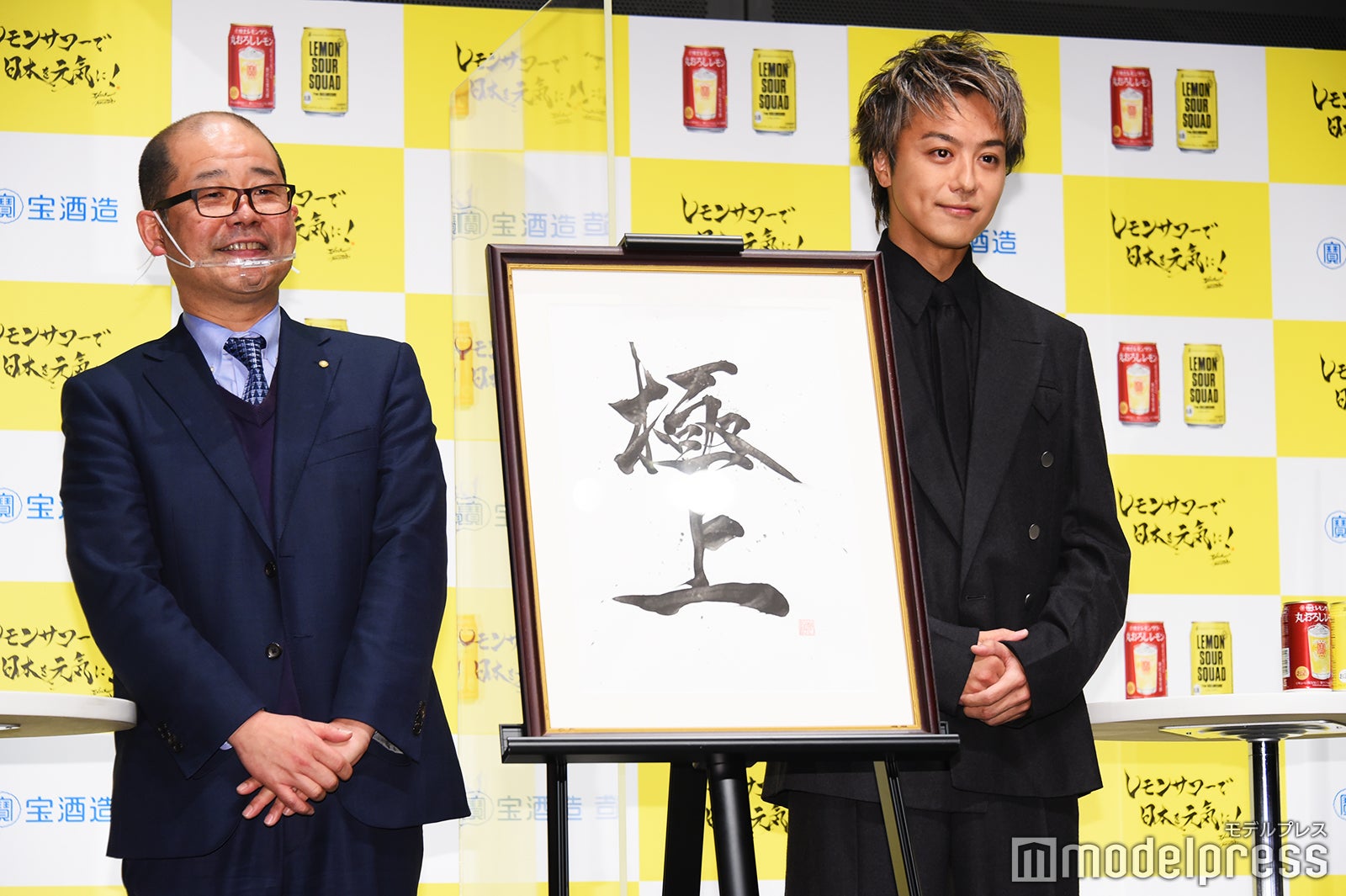 （右）TAKAHIRO （C）モデルプレス