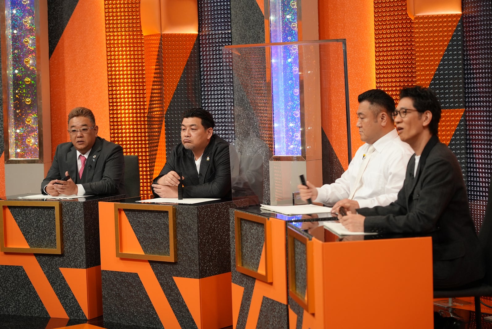 サンドウィッチマン、アンタッチャブル（C）テレビ朝日