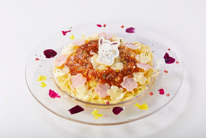 【ポチャッコ うぐいす横丁のミートパスタ】1,408円/提供画像