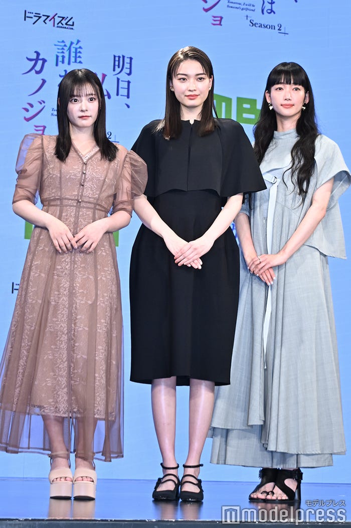 (左から)齊藤なぎさ、茅島みずき、入山法子 (C)モデルプレス