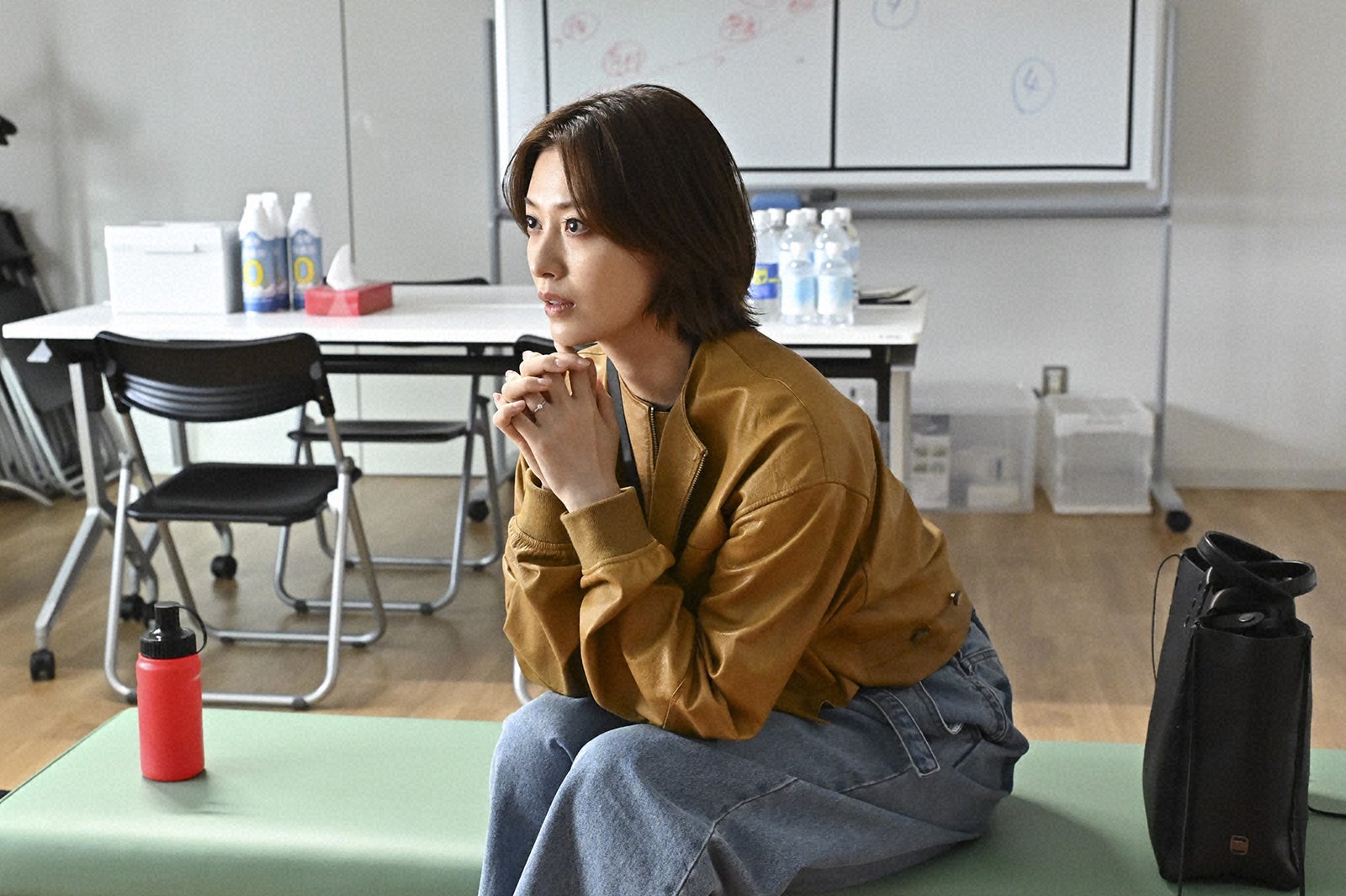 月城かなと「キャスター」第2話（C）TBS