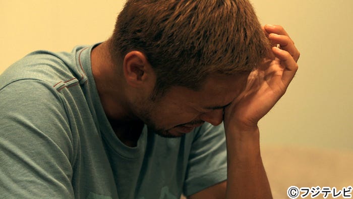 号泣する今井洋介/「テラスハウス」9月6日放送回より