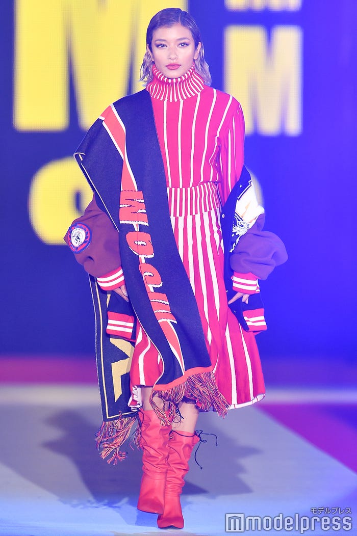 ローラ(C)モデルプレス