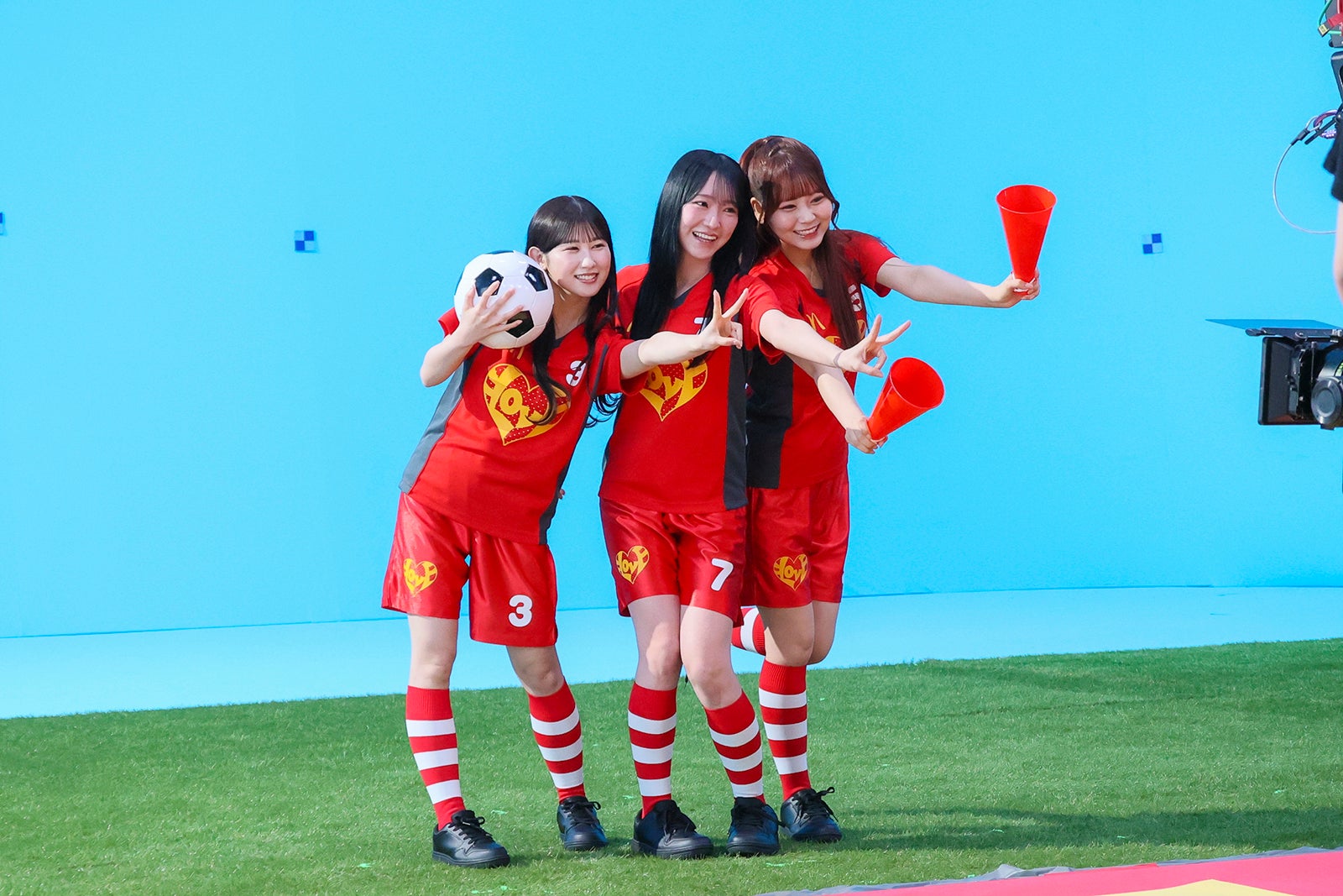山本杏奈、野口衣織、大場花菜（提供写真）
