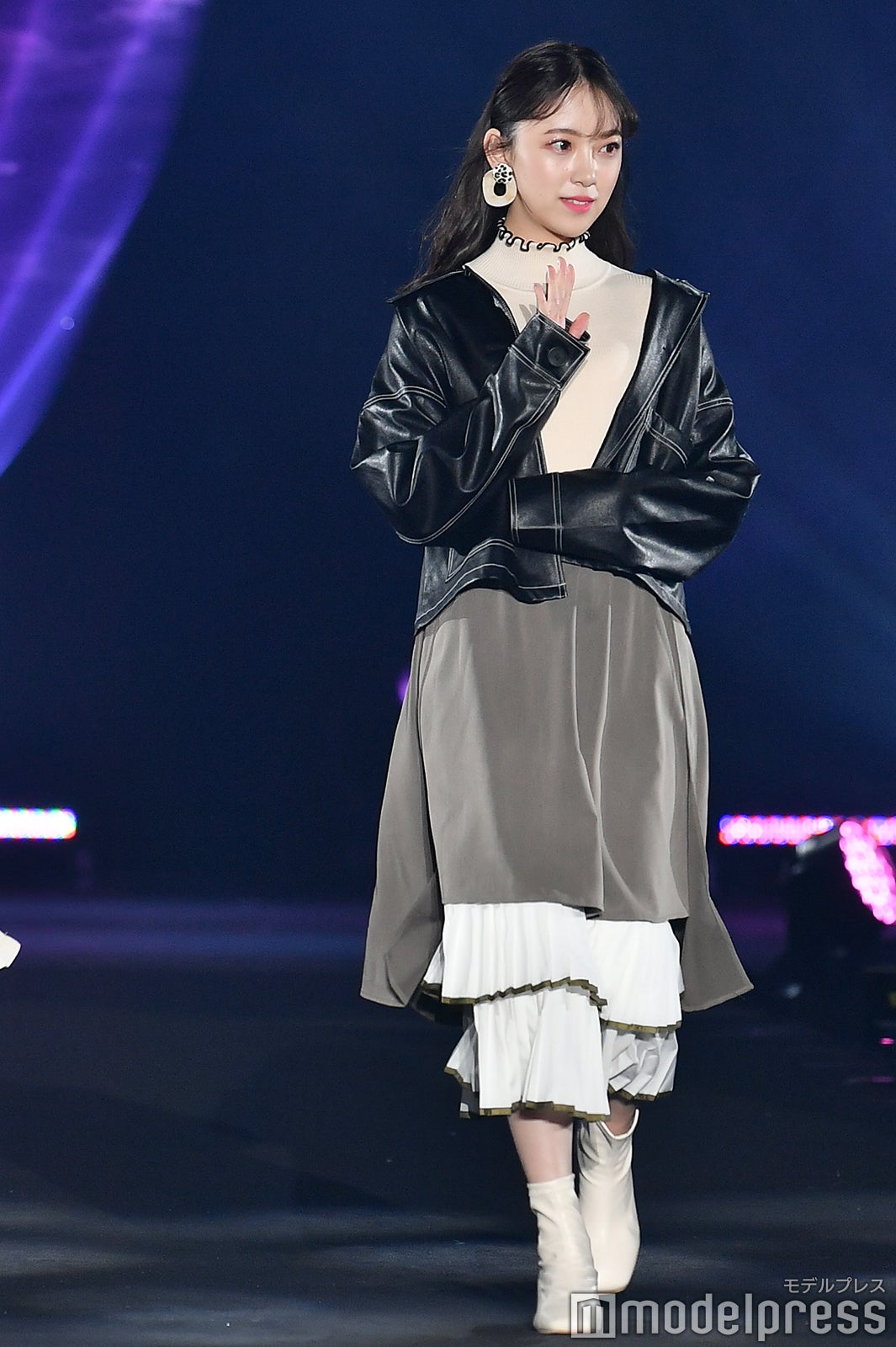 （C）モデルプレス