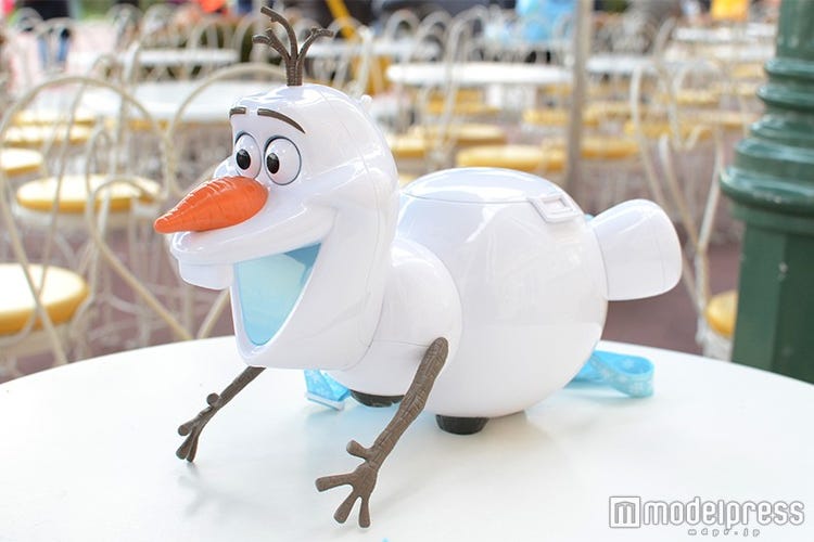 ディズニー スノーギースだけじゃない可愛いオラフモチーフメニューに注目 アナ雪 フード食べ比べ モデルプレス ディズニー スノーギースだけじゃない可愛いオラフモチーフメニューに注目 アナ雪 フード食べ比べ モデルプレス