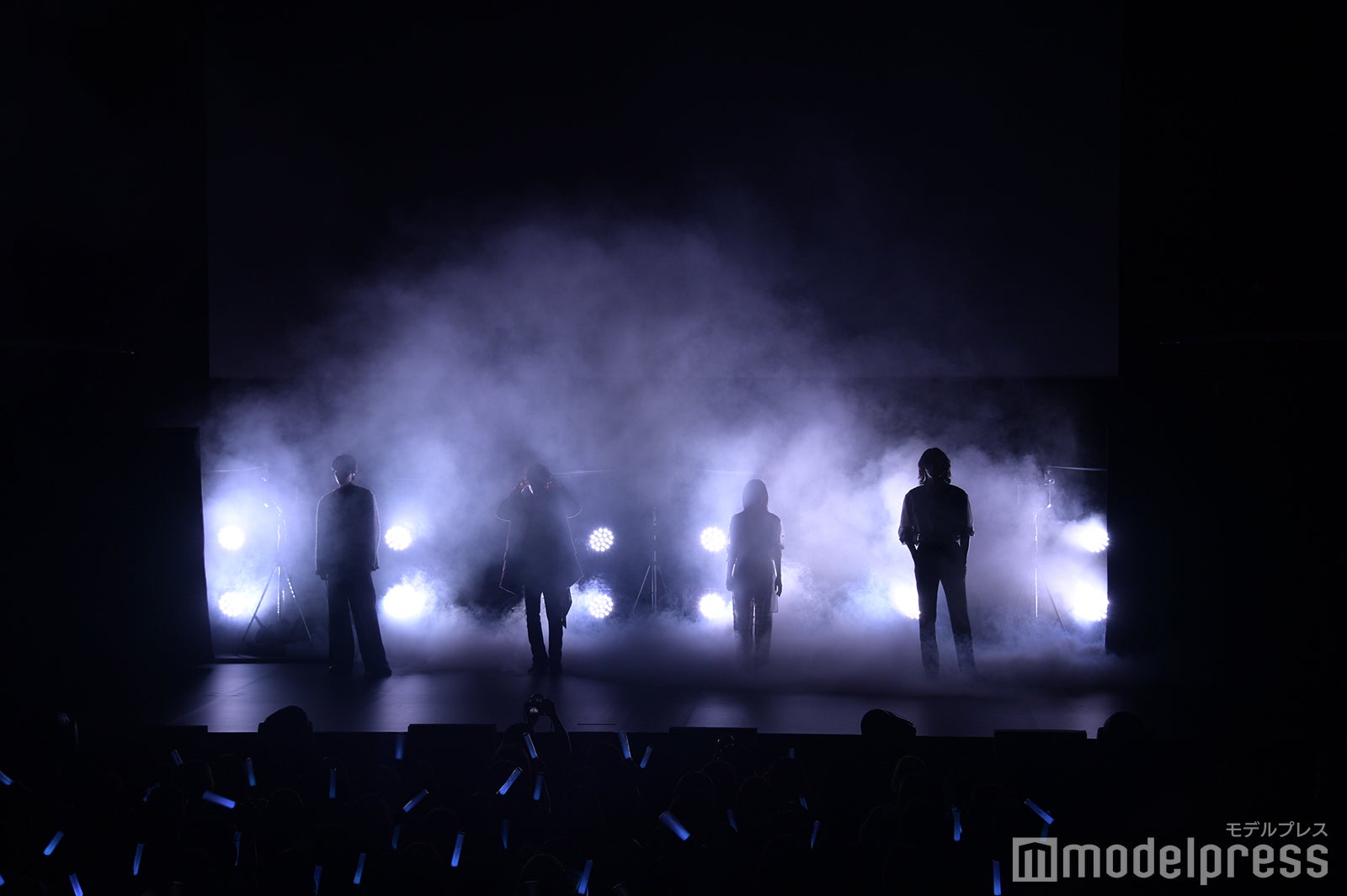 サプライズ登場したTENBLANK（左から）志尊淳、佐藤健、宮崎優、町田啓太（C）モデルプレス