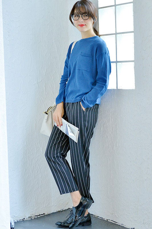 楽ちん綺麗なストライプテーパードパンツ「coca」2,490円（税込）／画像提供：coca