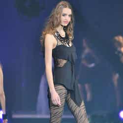 「ASIA GIRLS EXPLOSION」ファッションショー