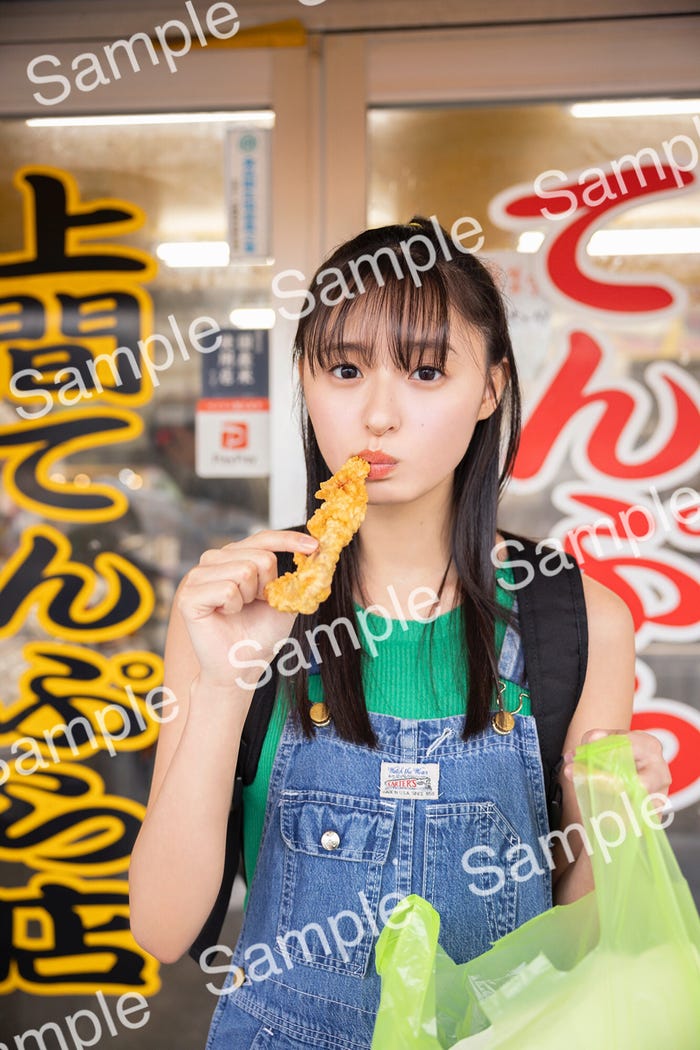 遠藤さくら ポストカード:未来屋書店/撮影:須江隆治(See)