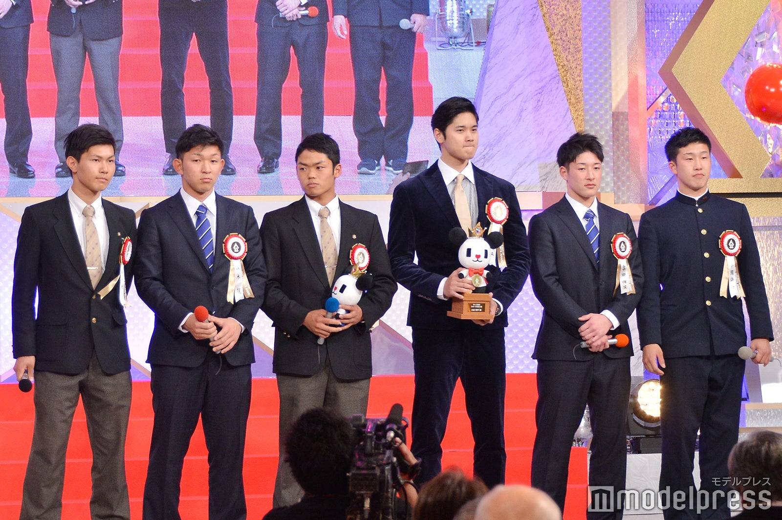 藤原恭大選手、柿木蓮選手、根尾昂選手、大谷翔平選手、吉田輝星選手、小園海斗選手 （C）モデルプレス