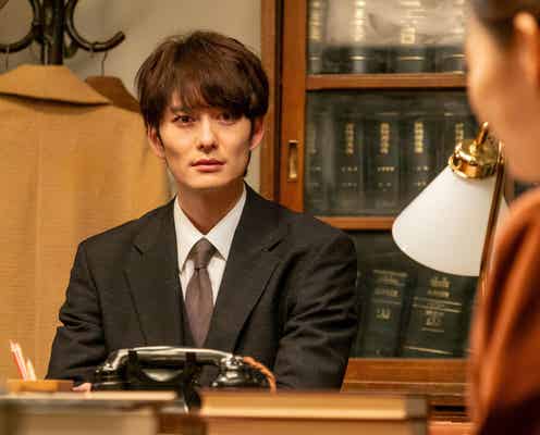 「虎に翼」伊藤沙莉&岡田将生がキス “30cm”身長差に注目集まる「不器用で可愛い」「朝からキュンキュン」