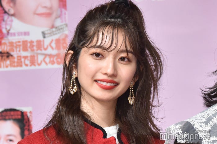 小室安未 (C)モデルプレス