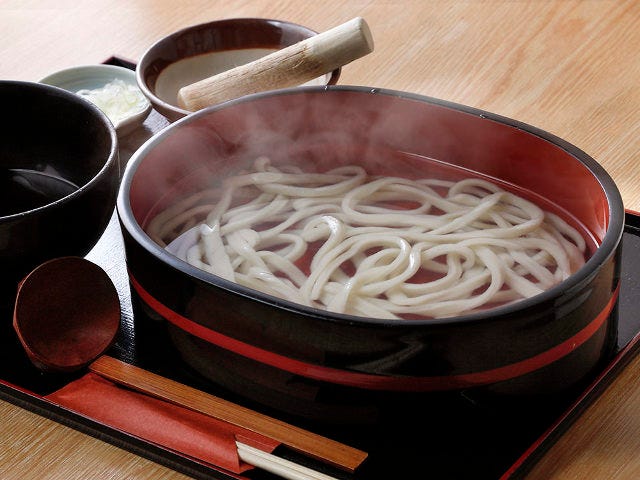 讃岐うどんで〆る鍋コースは7品4 180円の高コスパ ウマくて安いうどん割烹 銀座 うらら モデルプレス