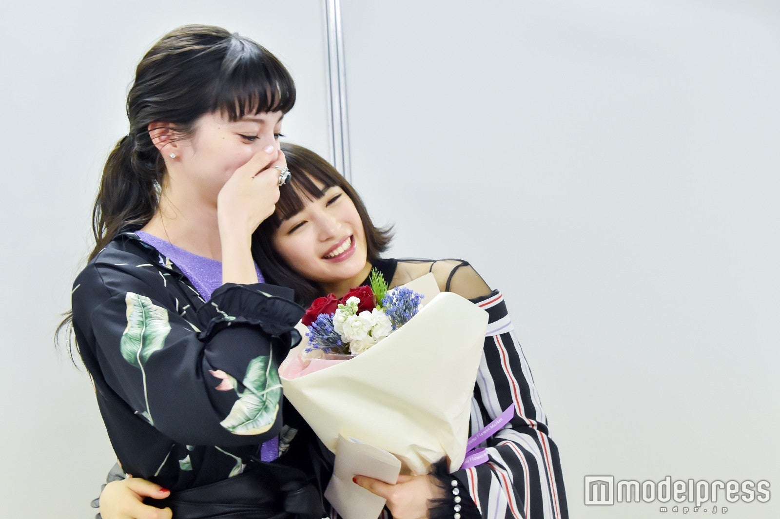 中条あやみ、広瀬すず（C）モデルプレス