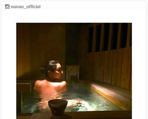 菜々緒「隠せてない」“全裸”ショット大胆公開で反響殺到