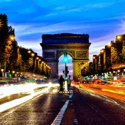 男性に聞いた!クリスマスに恋人を連れていきたい旅行先6選/paris_arc de triomphe at dusk_v2 by Khairul Abdullah