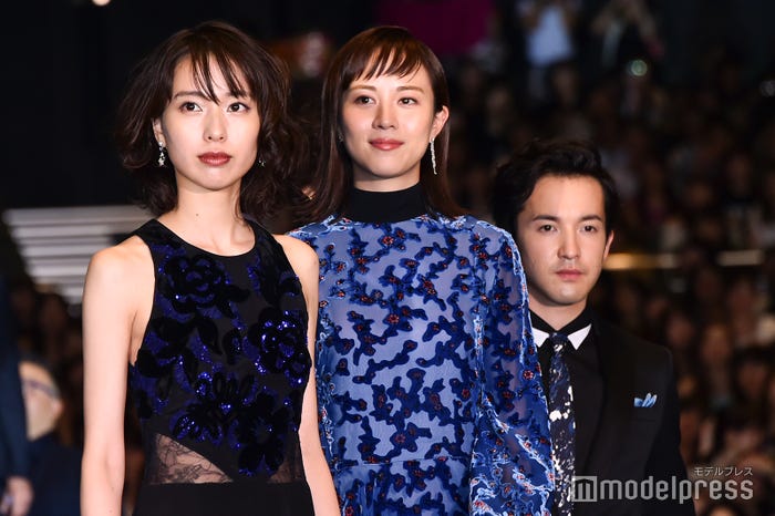 戸田恵梨香、比嘉愛未、浅利陽介 (C)モデルプレス