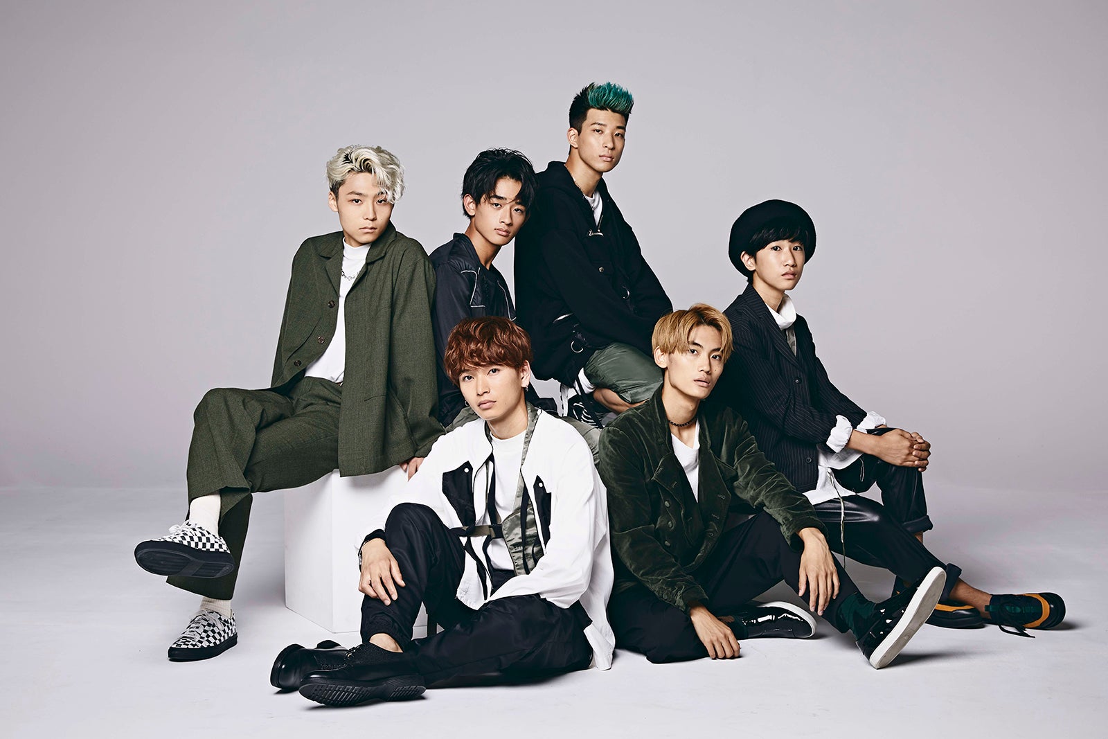 WATWING（C）ホリプロ