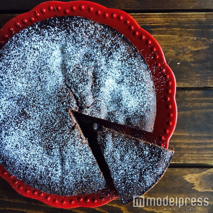 “ごぼうのガトーショコラ”/画像提供:柏原歩