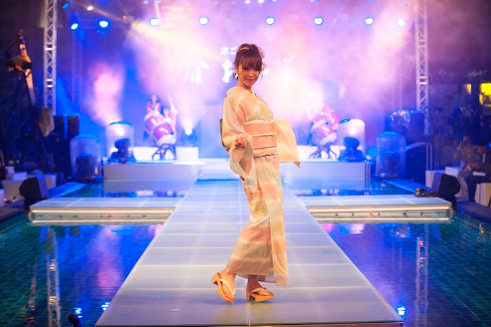 2016年に行われた「ASIA FASHION AWARD 2016 in TAIPEI」より/藤井リナ(提供写真)