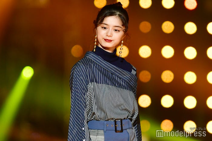 紺野彩夏(C)モデルプレス