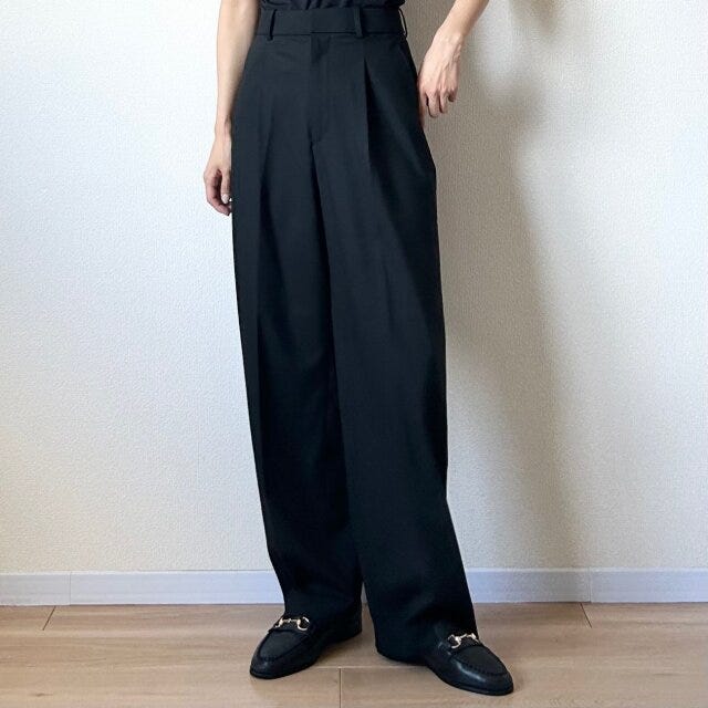 ユニクロ タックワイドパンツ ユニクロ タックワイドパンツ ブラック