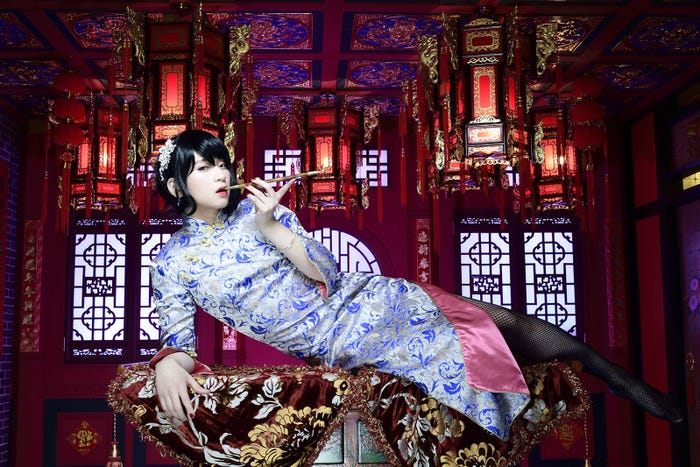 『荒牧慶彦写真集 「if…」』(講談社)より/絶世の美女