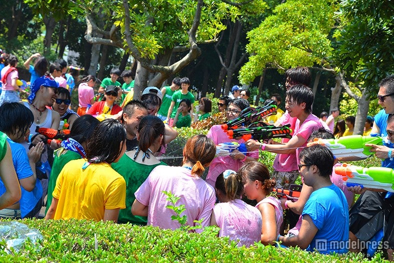 Tシャツの色でチーム分け