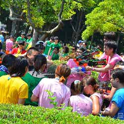 Tシャツの色でチーム分け