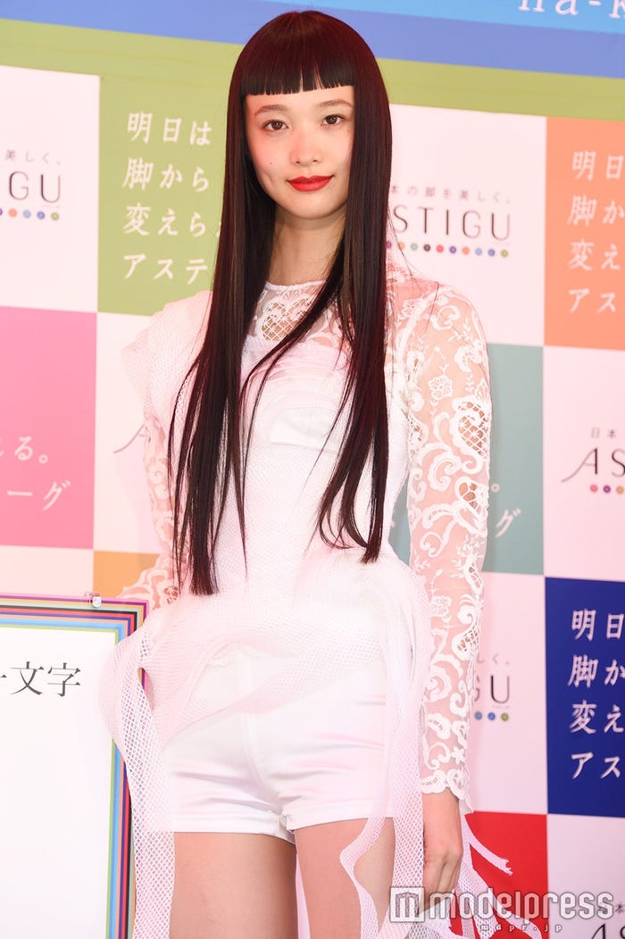 萬波ユカ(C)モデルプレス