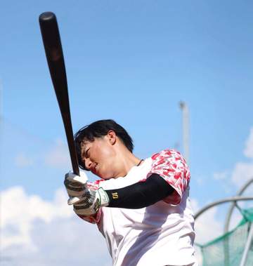 広島・佐々木 偉大な先輩・菊池に続く！大卒2年目100安打 残り17戦15本「残り試合、全部出る。結果もついてくる」
